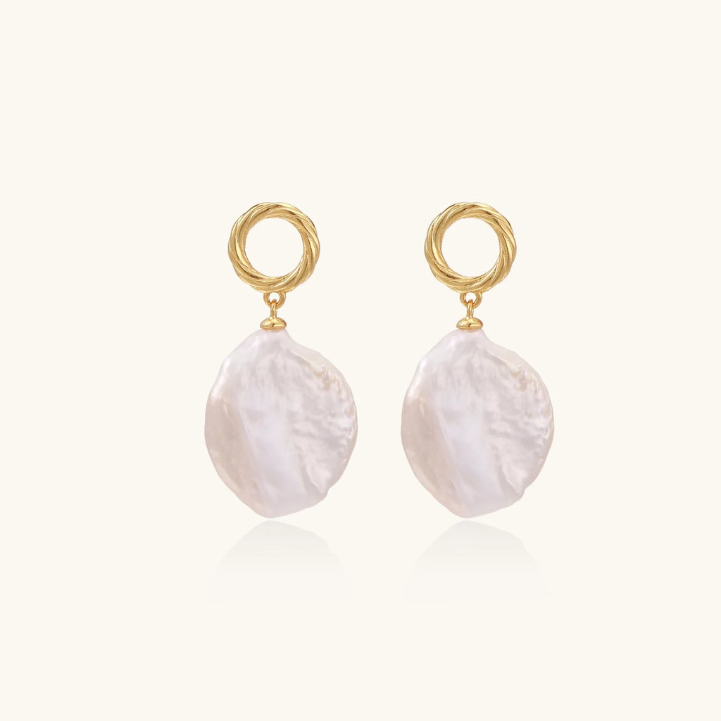 Pearl Glow Drop Earrings