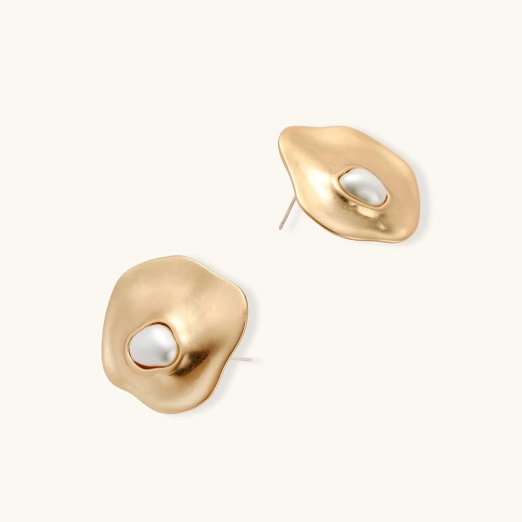Fluid Form Pearl Studs | 3EyeJewEls