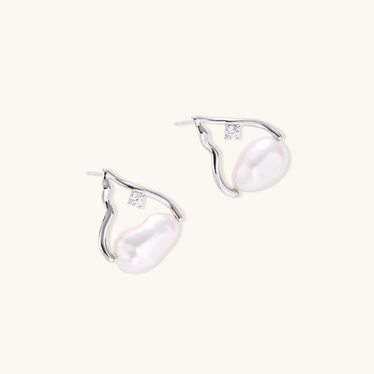 Pearl Teardrop Earrings | 3EyeJewEls