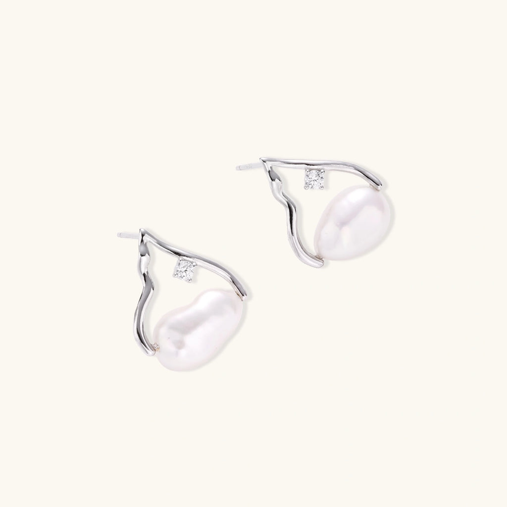 Pearl Teardrop Earrings | 3EyeJewEls