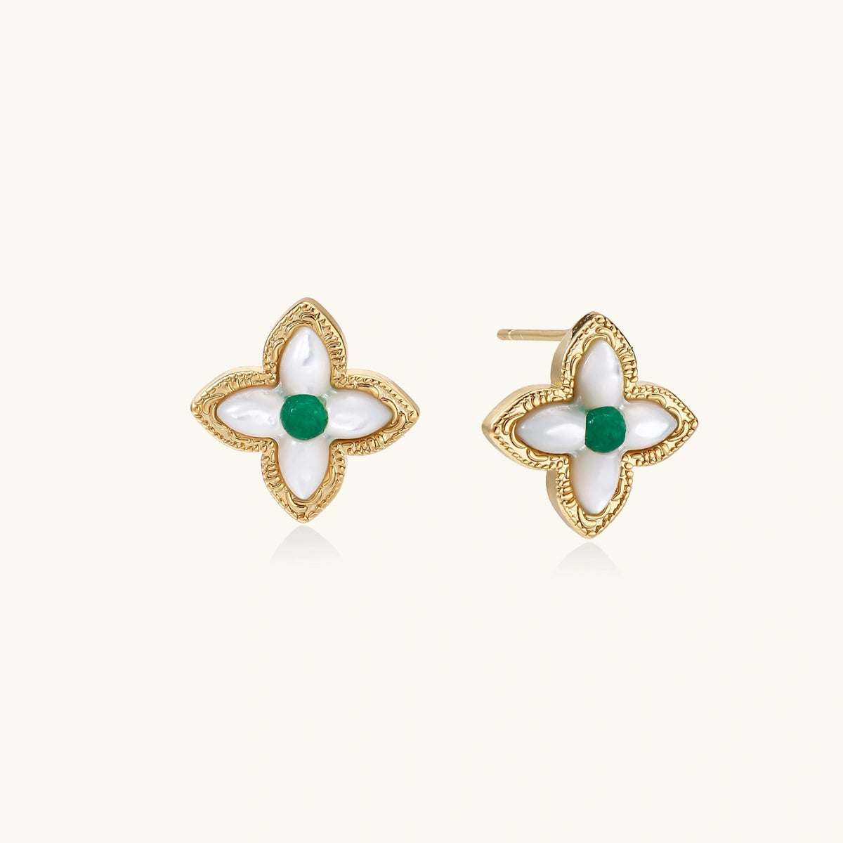 Lucky Clover Pearl Studs | 3EyeJewEls