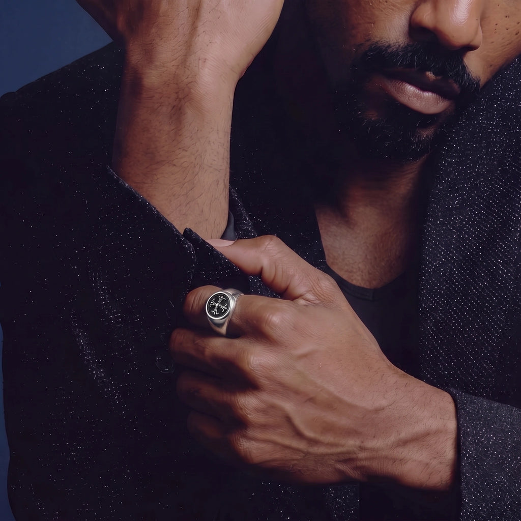 Fleur Signet Ring | 3EyeJewEls